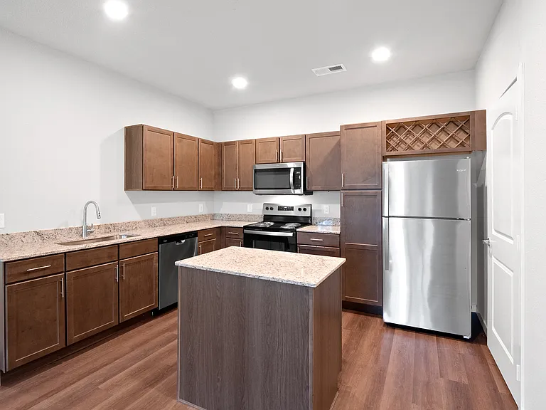 Aventura at Hawk Ridge — Photo 40