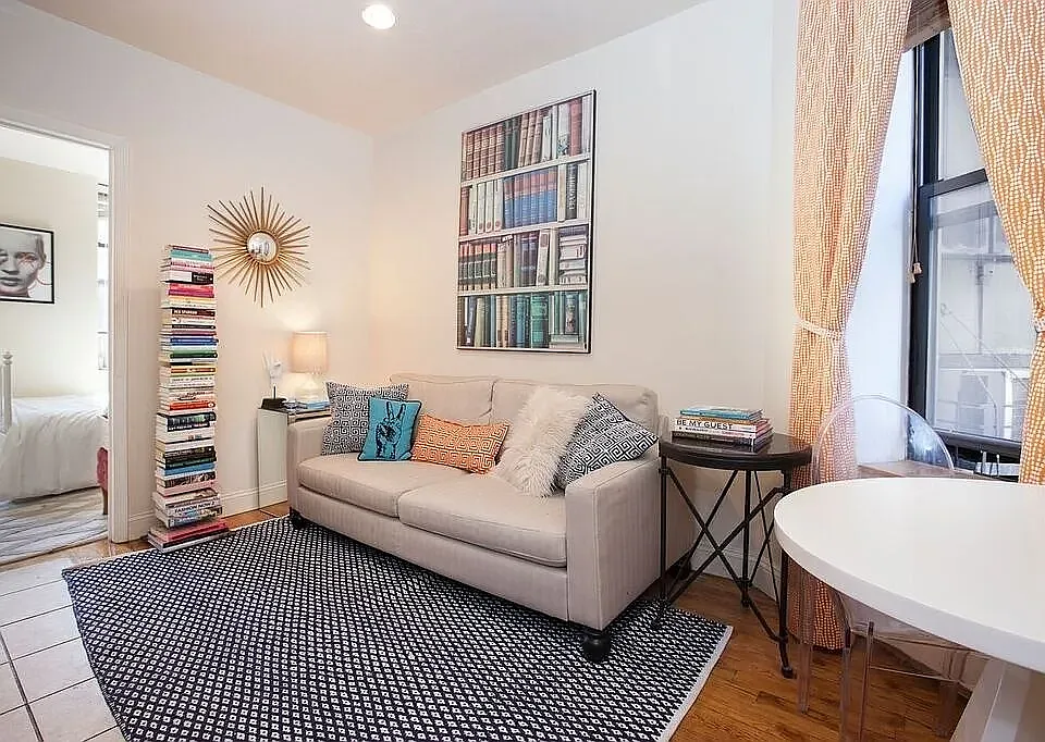 144 Sullivan St #4