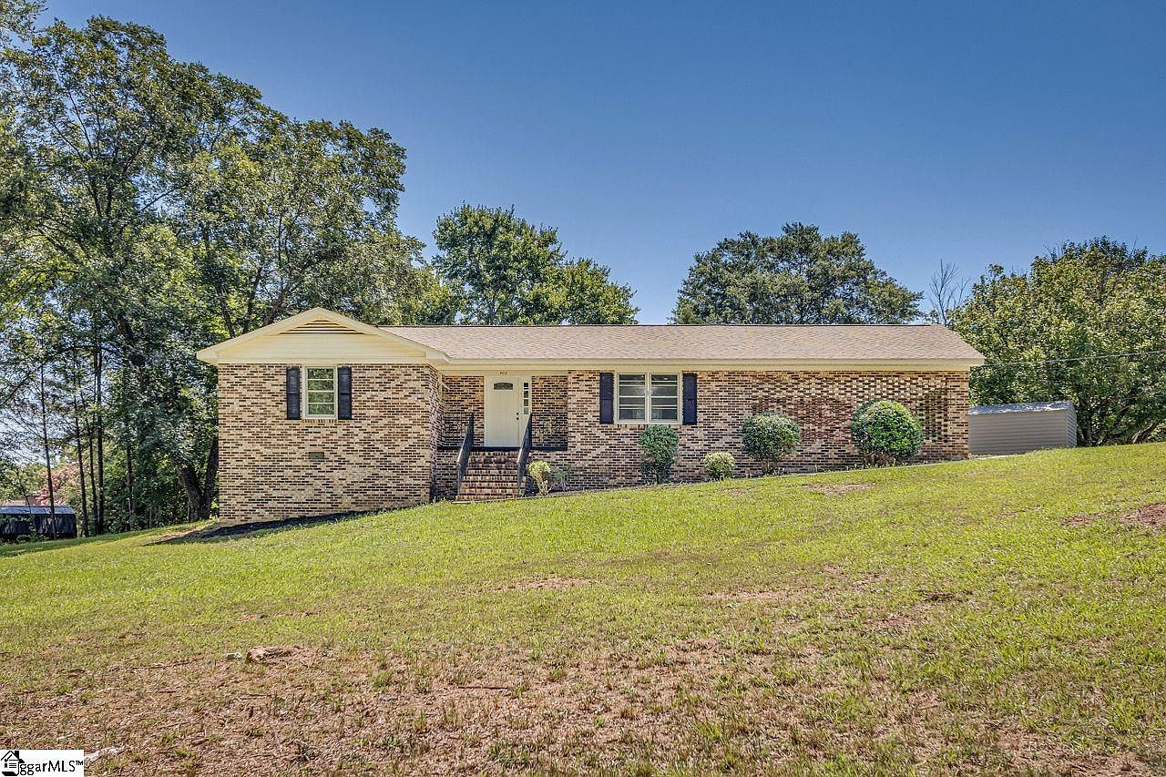 302 Blakely Ave, Laurens, SC 29360 Zillow