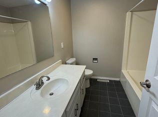 864 W 2nd St, Breese, IL