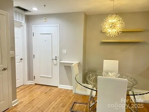 718 Trade St — Photo 4