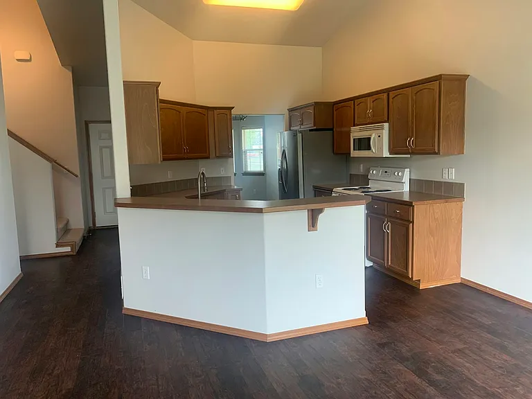 14308 E 31st Ln — Photo 25