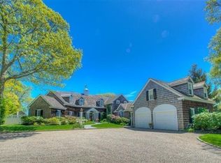 36 Popponesset Island Rd, Mashpee, MA 02649