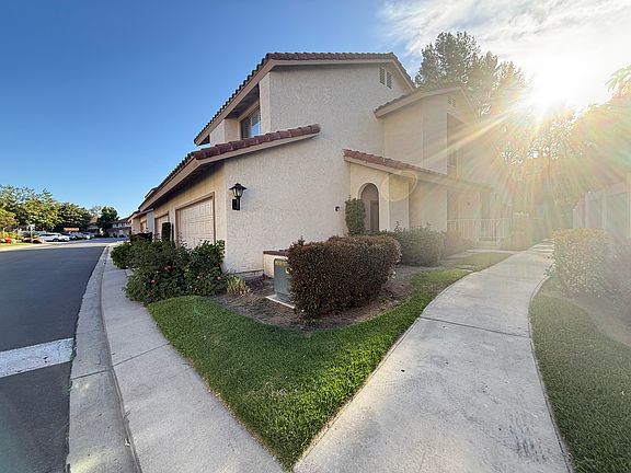 3rd image of 23080 Paseo De Terrado Unit 1