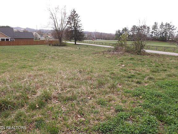 5th image of 112 Auggie Belle Ln