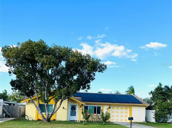 3353 Marshfield Dr, Holiday, FL 34691