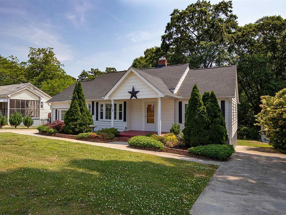 213 Beatrice St Greenville SC 29611 Zillow