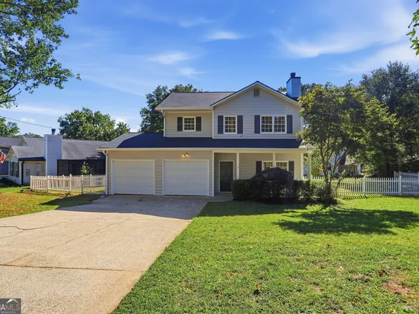4400 Hidden Meadow Cir, Buford, GA 30518