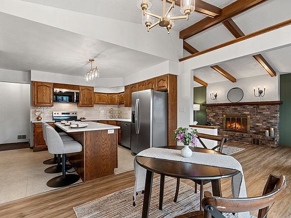 3rd image of 36 Apache Ct