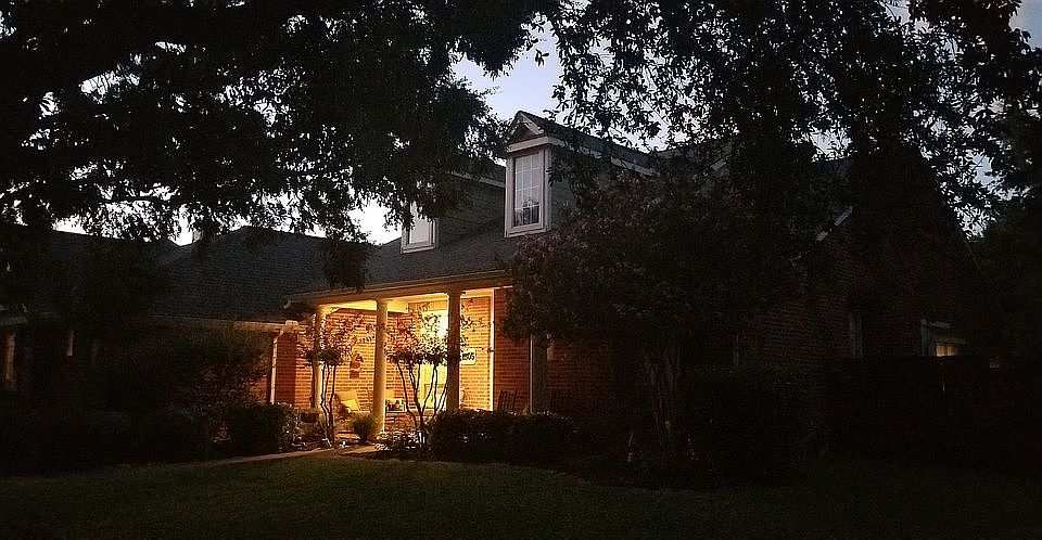 2nd image of 1805 Manchester Way