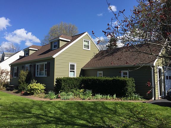 2nd image of 31 Ivamae Dr