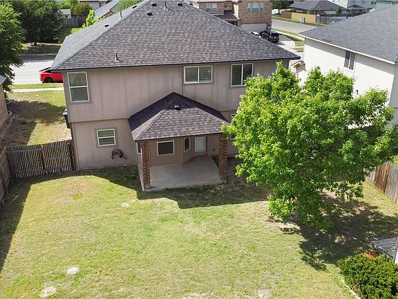 4th image of 5104 Bridgewood Dr