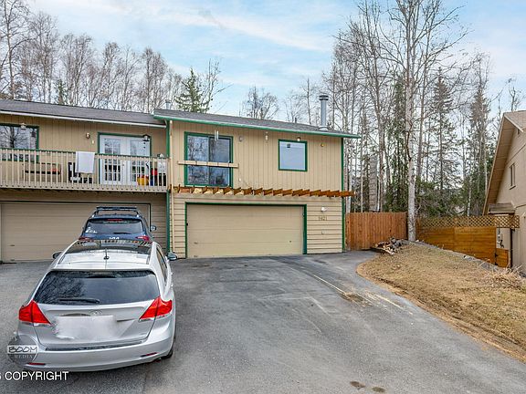 3rd image of 9421 Agattu Cir