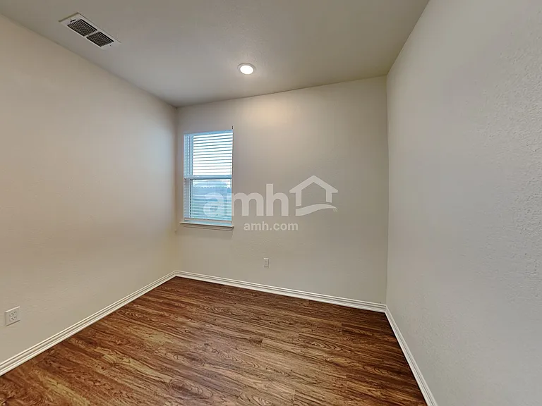 2714 Brogan Crk — Photo 13
