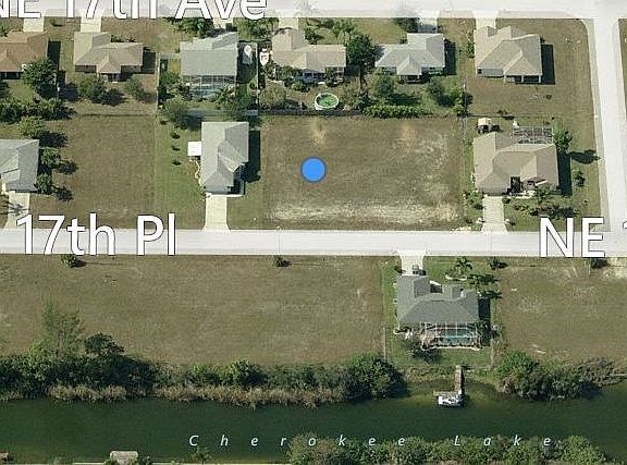 2nd image of 310 NE 17th Place Cpe