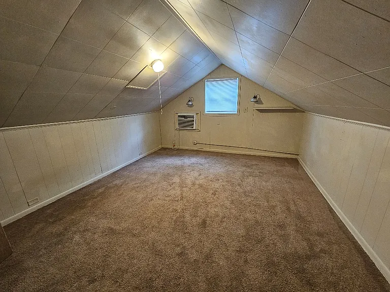 327 N Main St — Photo 21
