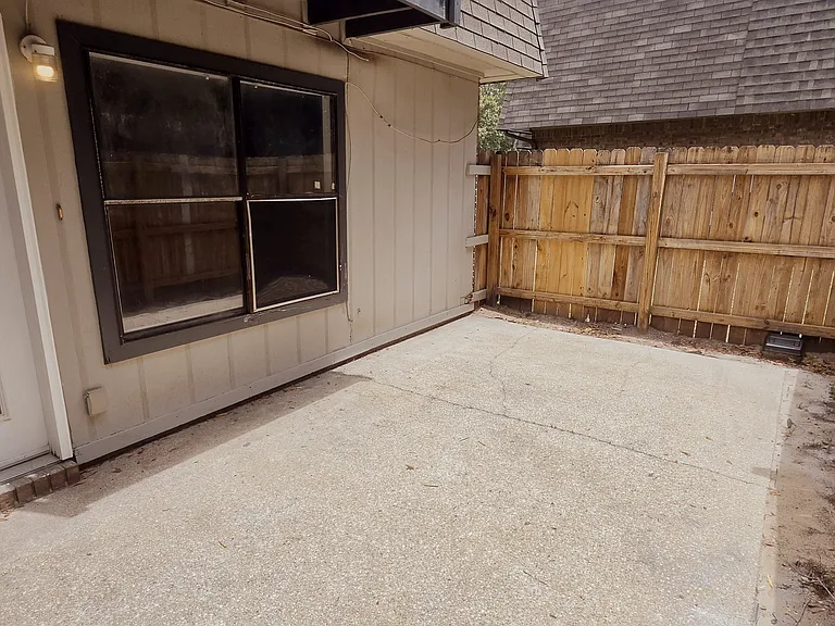 2301 Michigan Ave #11 — Photo 20