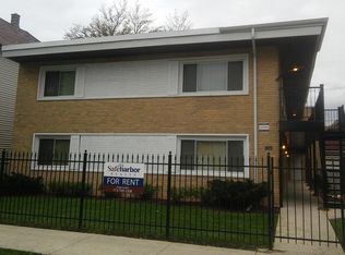 5521 W Gladys Ave APT 2B, Chicago, IL 60644
