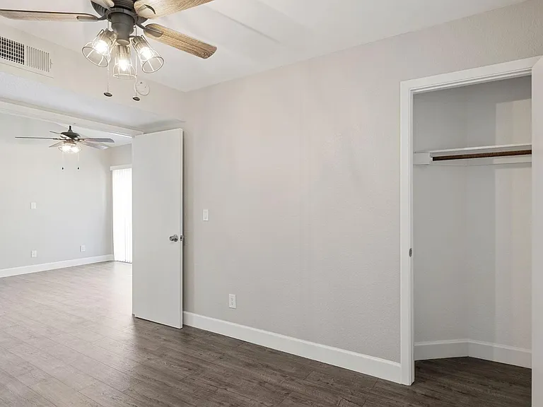 1905 E University Dr #210 — Photo 29