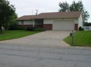 515 Seitz Dr, Salina, KS 67401