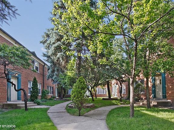 2nd image of 2104 W Farragut Ave #2120-E2