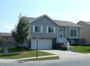 18655 V St, Omaha, NE 68135