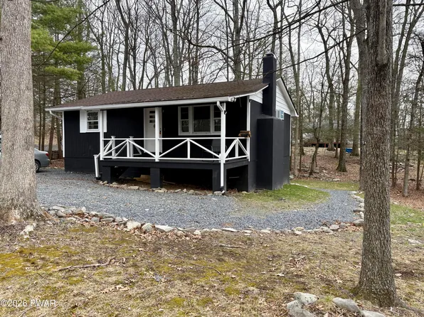 256 Wynding Way, Bushkill, PA 18324