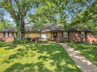 5644 Bellefontaine Ave, Kansas City, MO 64130