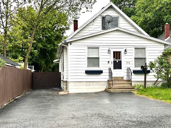 2618 STANTON Street, Schenectady, NY 12306