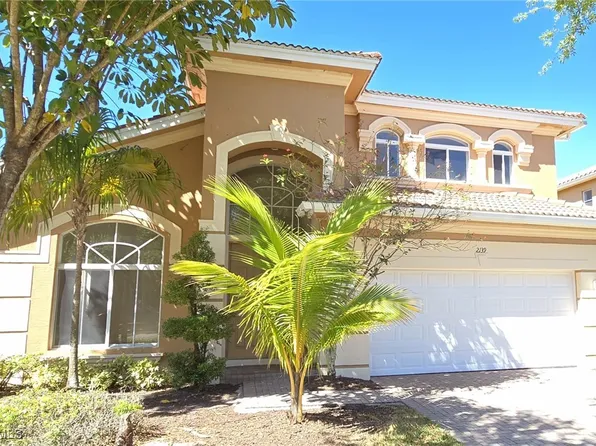 2139 Par Dr, Naples, FL 34120