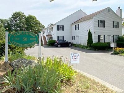 50 Stuart Ave APT 10, Norwalk, CT, 06850