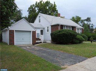 10 Vaughn Ave, Bellmawr, NJ 08031