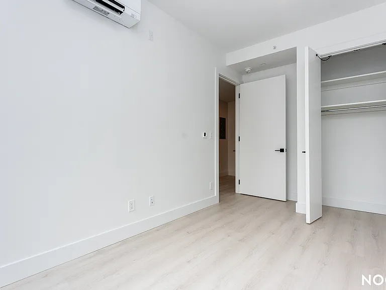 344 Lorimer St #4A — Photo 16