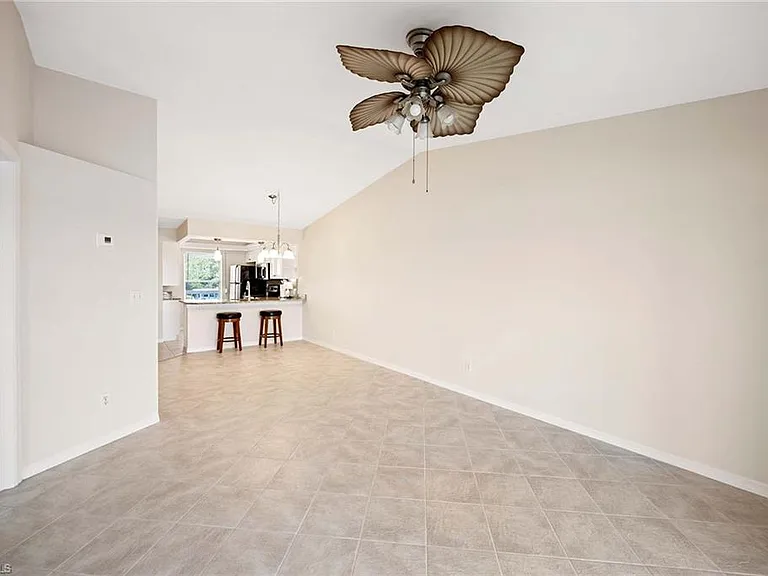1015 Mainsail Dr #112 — Photo 8