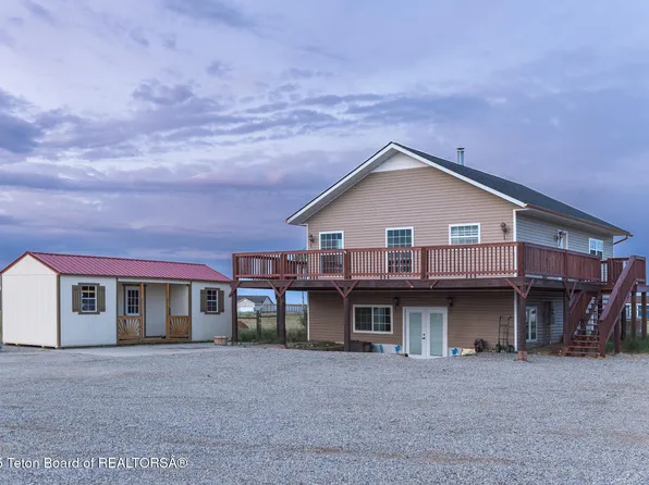25 Neosha Trl, Boulder, WY 82923
