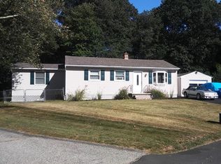 35 Feltham Rd, Springfield, MA 01118