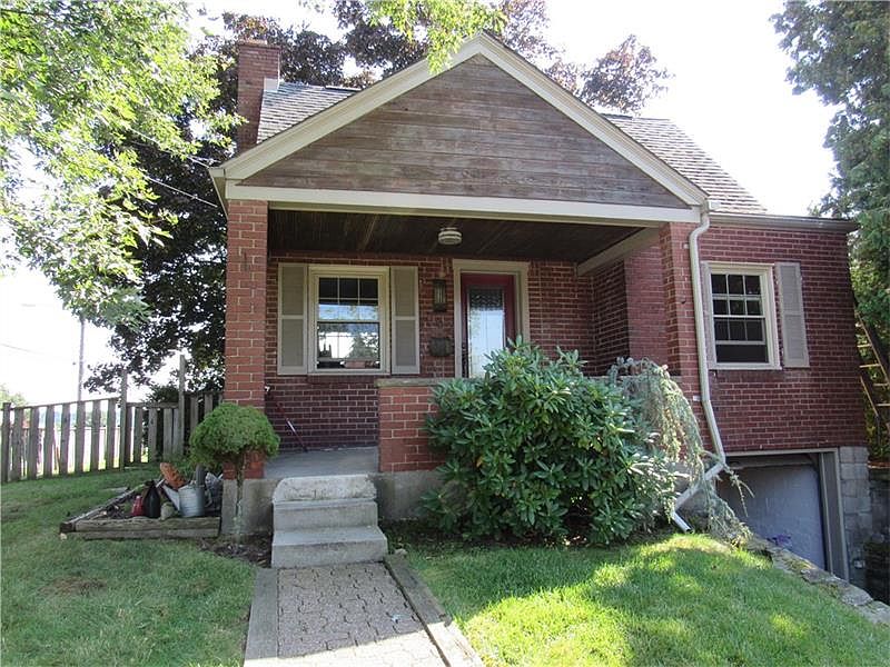 1st image of 762 Newport Dr