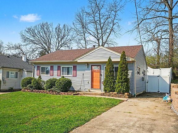 2nd image of 6715 Newbridge Dr