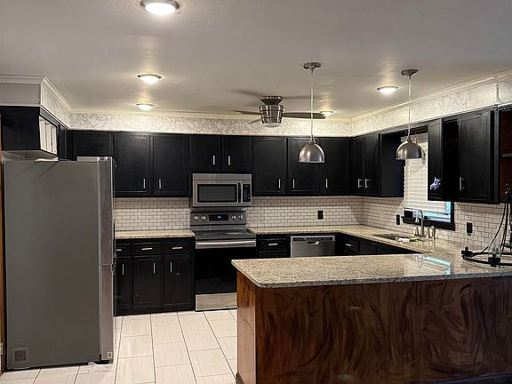 5th image of 212 Briarcliffe E