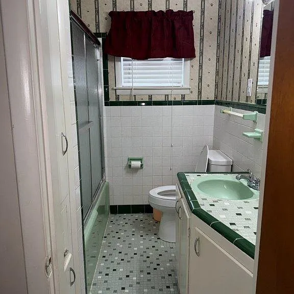 1113 Sumter St — Photo 18