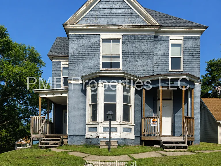 401 S 15th St — Photo 1