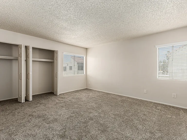 4717 W Bethany Heights Dr — Photo 16
