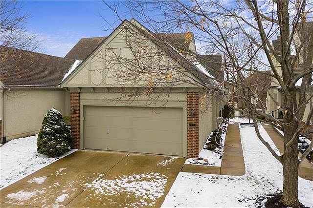 1st image of 7305 W 144th Pl