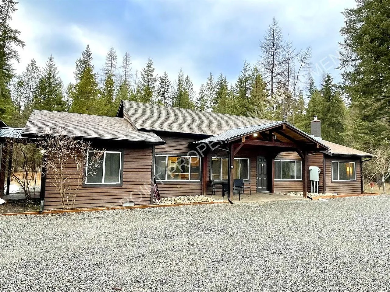3 bed, 1324 sqft, $1,895 — Photo 3