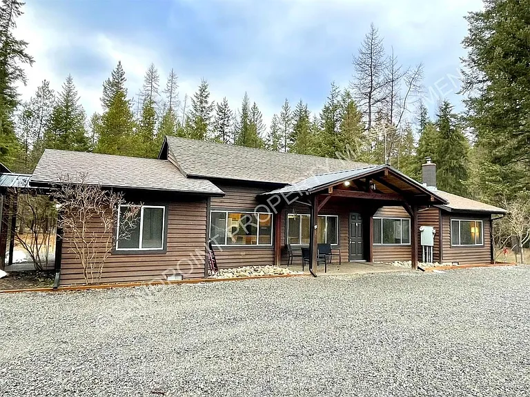 4174 Cow Creek Rd — Photo 3
