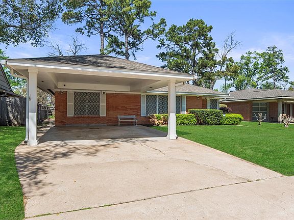 3rd image of 2226 Lamonte Ln