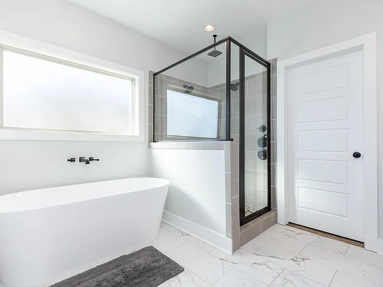 307 Hunts Landing Dr — Photo 8