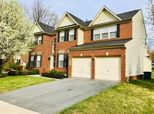 4821 Royal Coachman Dr, Elkridge, MD 21075