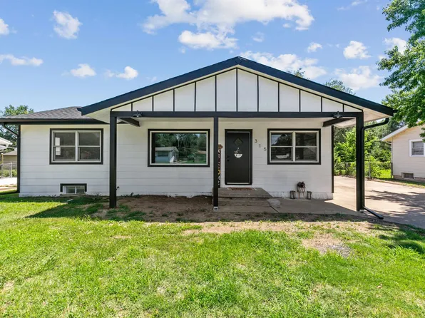 315 W 6th St, Haysville, KS 67060