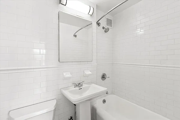 Rented by GoodRock Realty | media 36